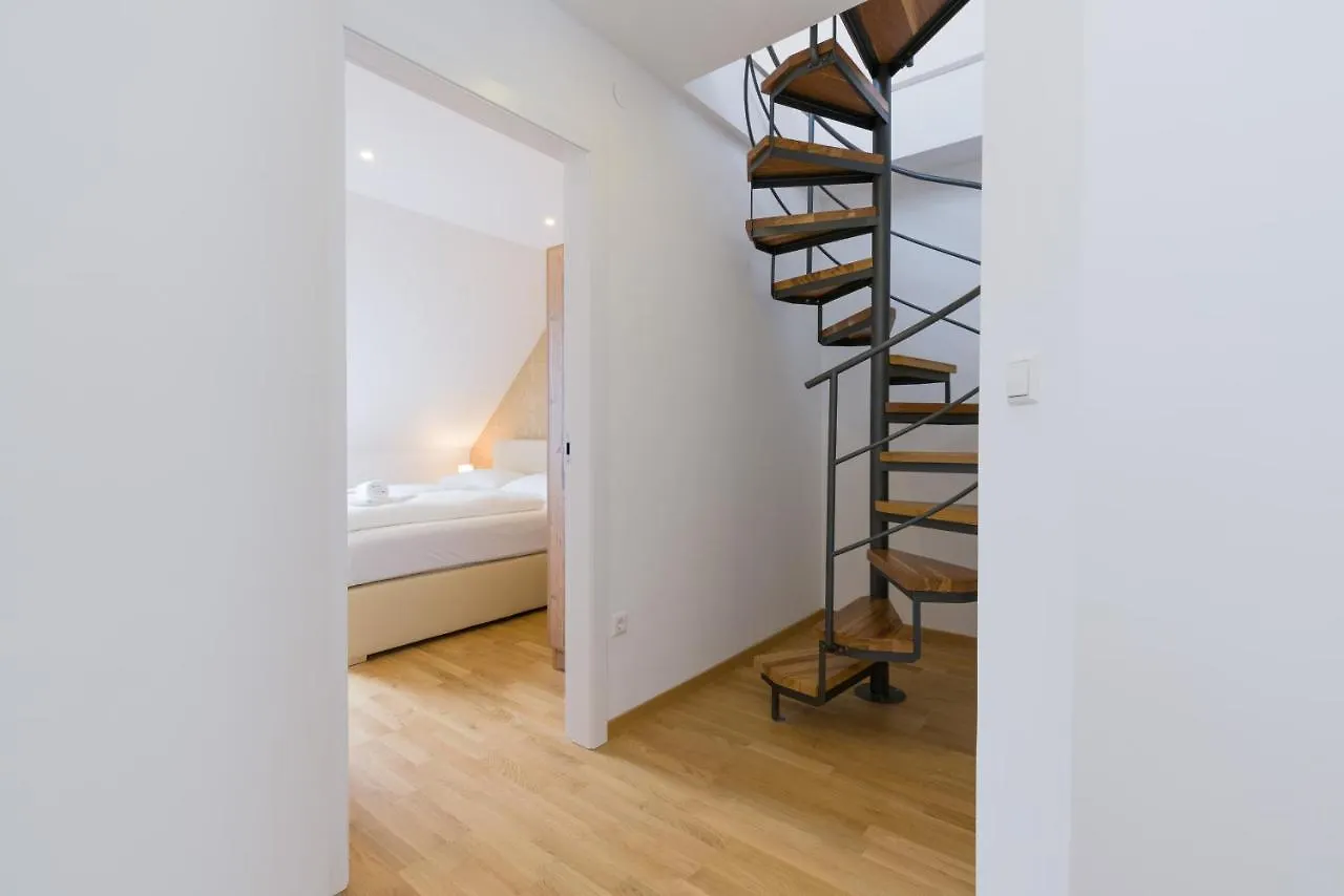 Vienna Stay Apartments Ullmann 1150