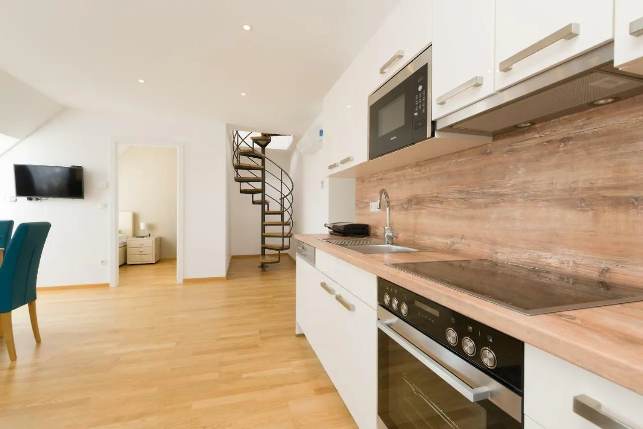 Vienna Stay Apartments Ullmann 1150